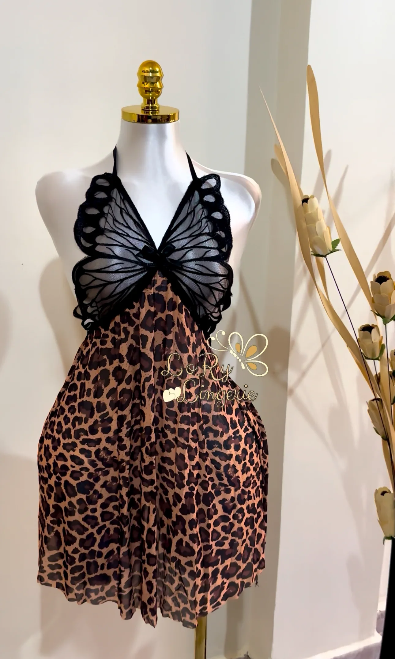 Robe papillon dentelle