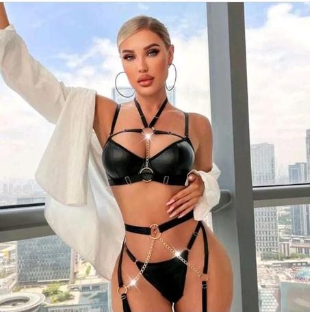 Ensembles de lingerie en cuir