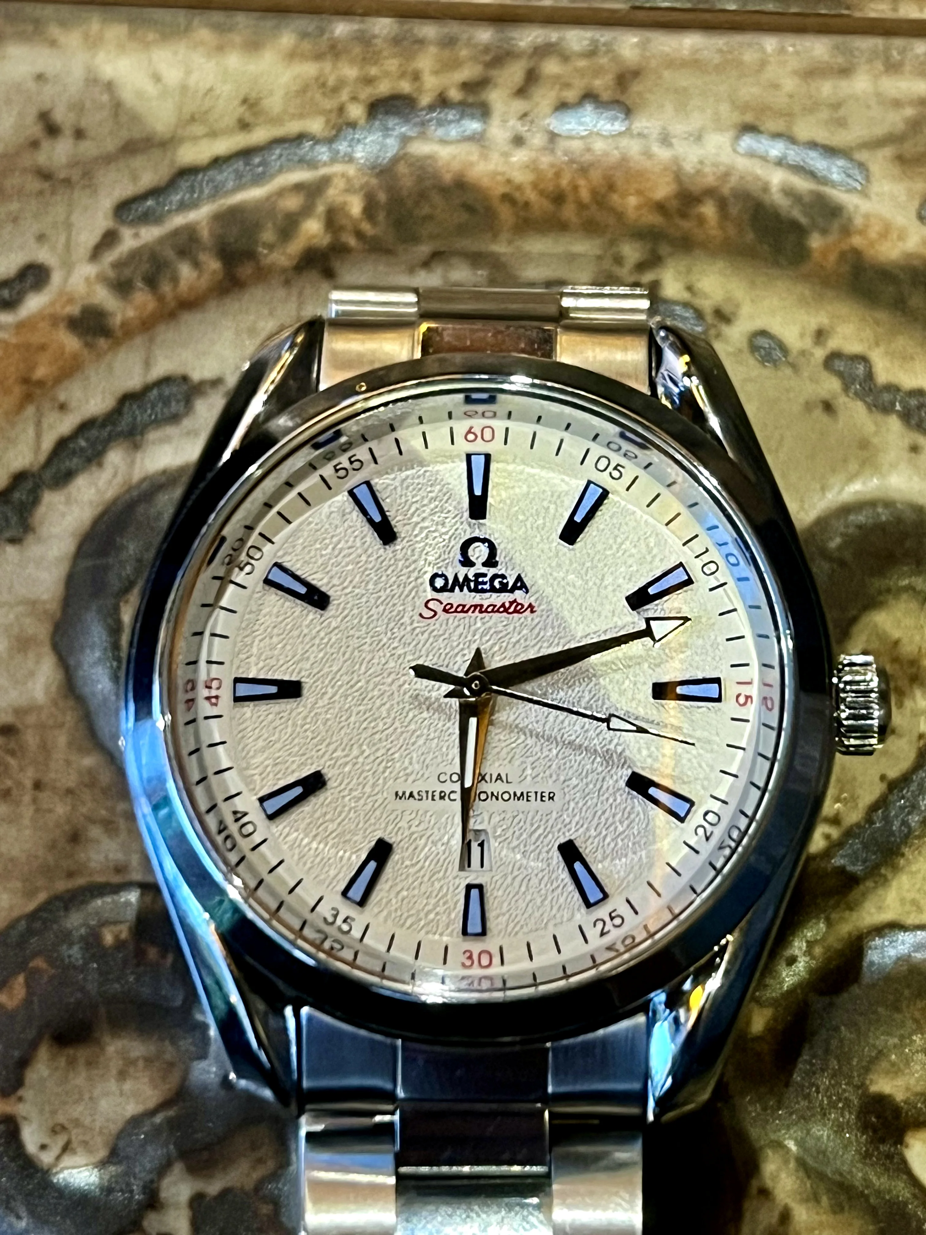 Omega Boite Simple
