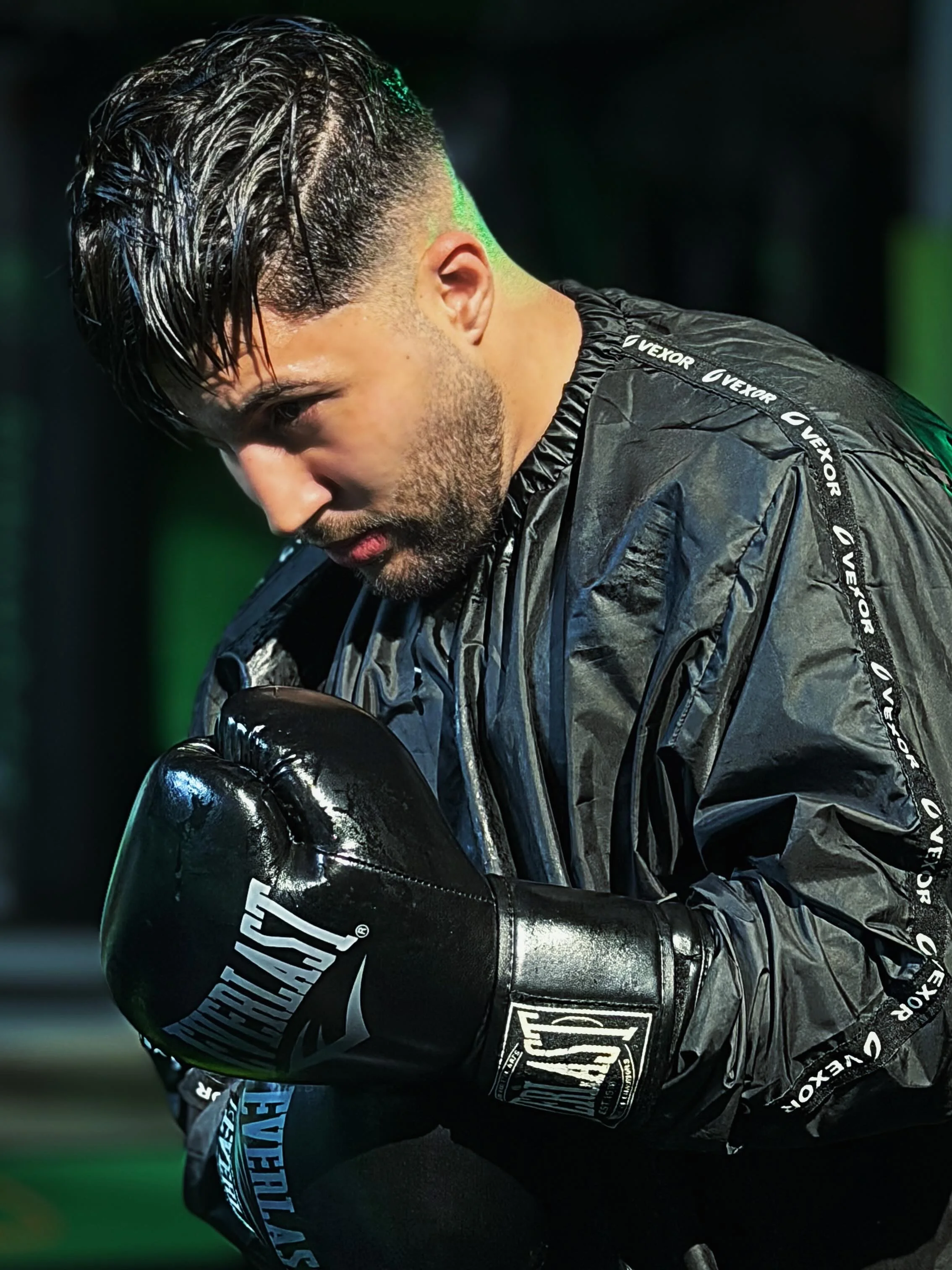 🔥2 SAUNA SUIT 500 DH 🔥