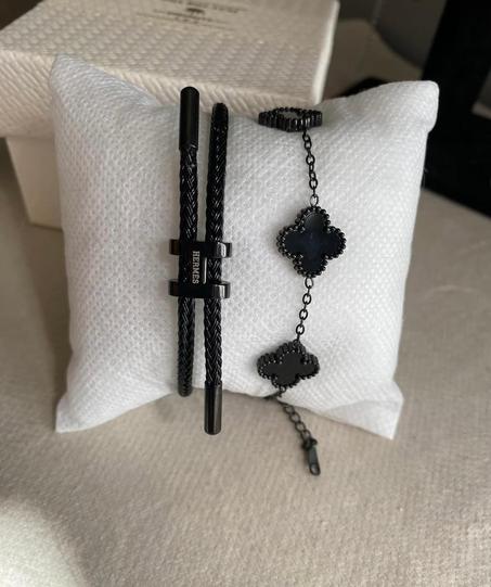 Pack (Van cleef noire , Hermes noire )