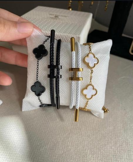 Pack couple (Van cleef , Hermes )