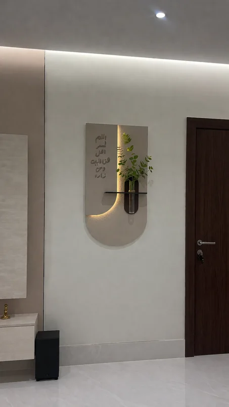 ديكور حائطي عصري بإضاءة LED