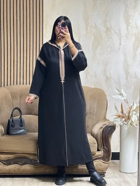 آخر موديل – جلابة مخزنية دياغونار طرز فاخر بخياطة معقودة من يد الصنعة المغربية 💯