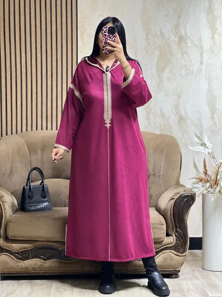 آخر موديل – جلابة مخزنية دياغونار طرز فاخر من يد الصنعة المغربية 💯