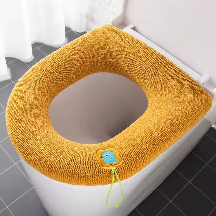 COUVRE ABATTANT DE TOILETTE EN TISSU DOUX