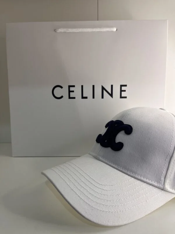 Casquette Céline Triomphe – Blanche & Bleu Marine