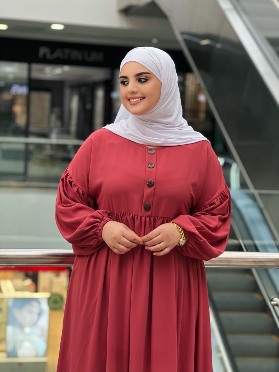 عباية بحلة جديدة للخرجات اليومية والمناسبات