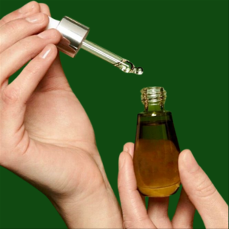 العطور و الزيوت الطبيعية