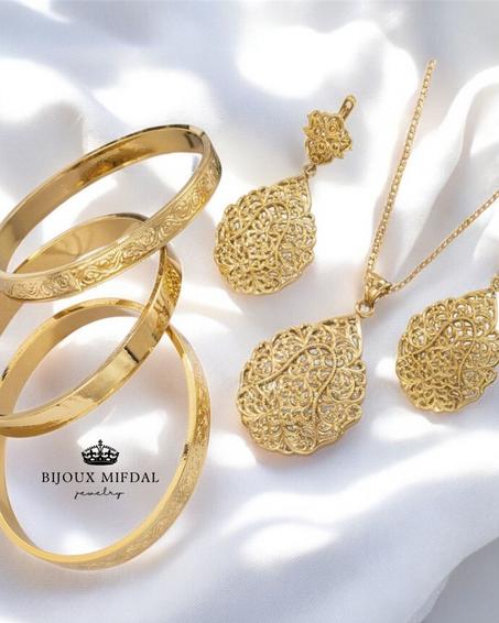 طقم بلدي 5 قطع – أناقة وجاذبية تقليدية