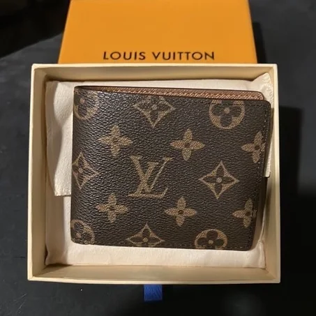 محفضة Louis vuitton