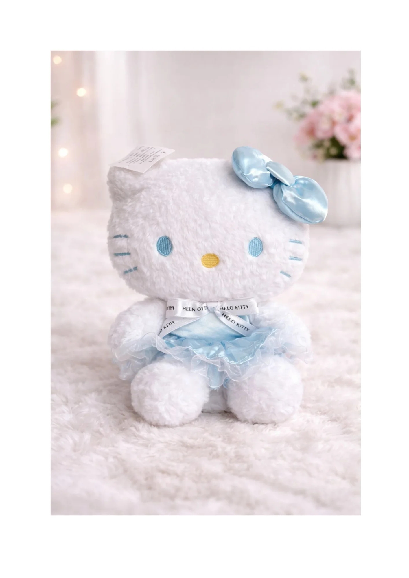HELLO KITTY PLUSHIE