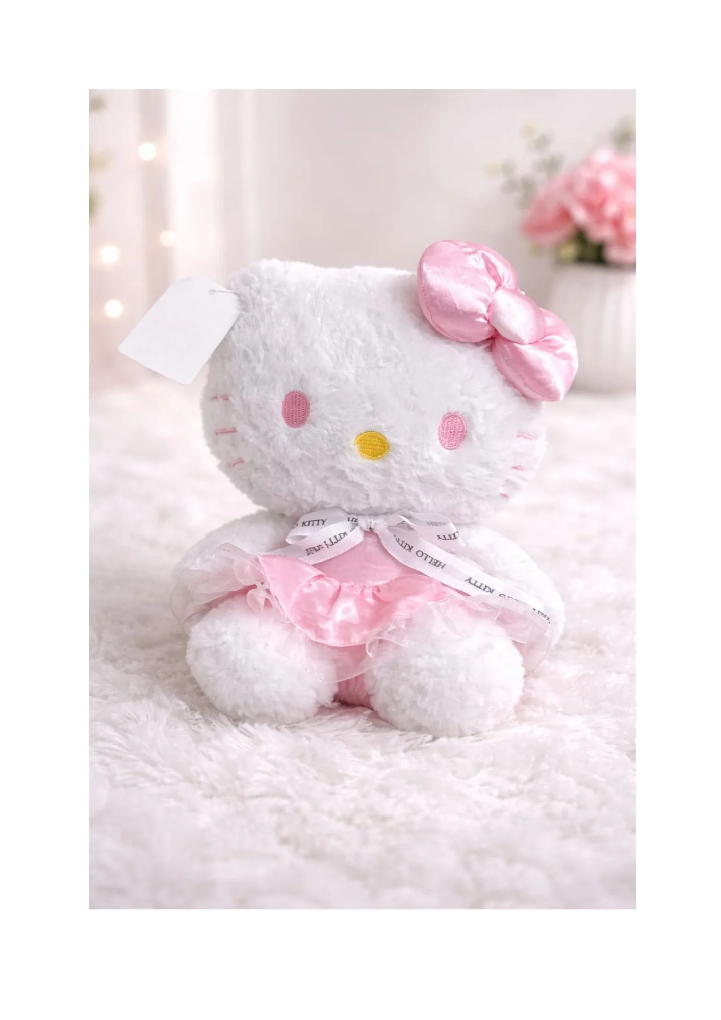 HELLO KITTY PLUSHIE