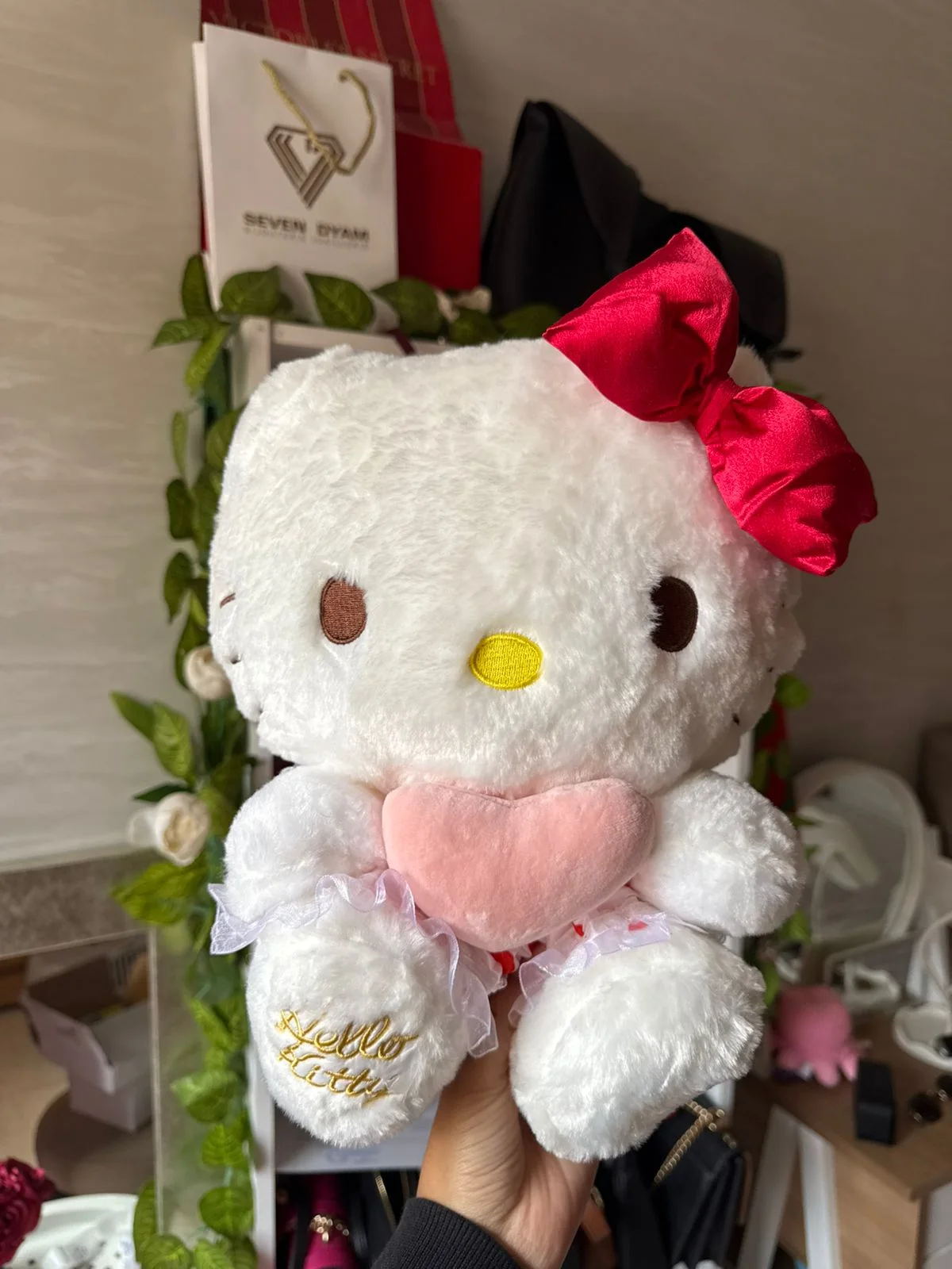 Hello kitty plushie