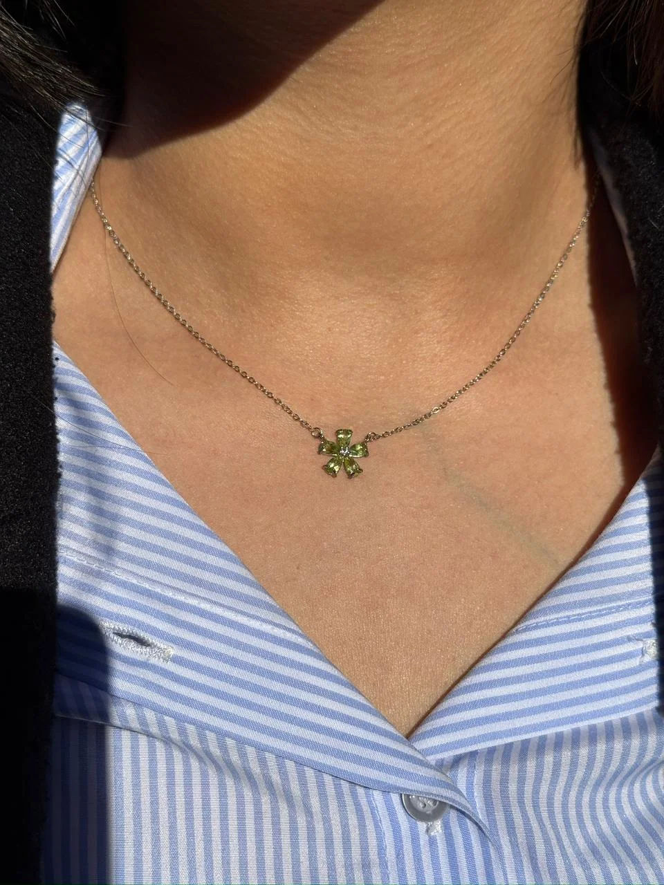 collier péridot en argent s925/ قلادة من الزبرجد من الفضة عيار 925