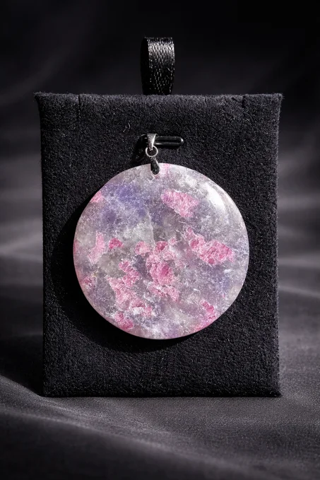 collier tourmaline rose/قلادة التورمالين الوردي