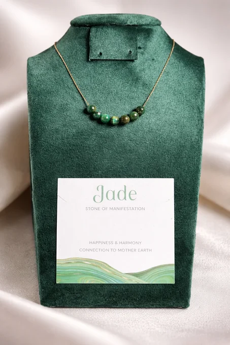 collier jade avec acier inoxydable