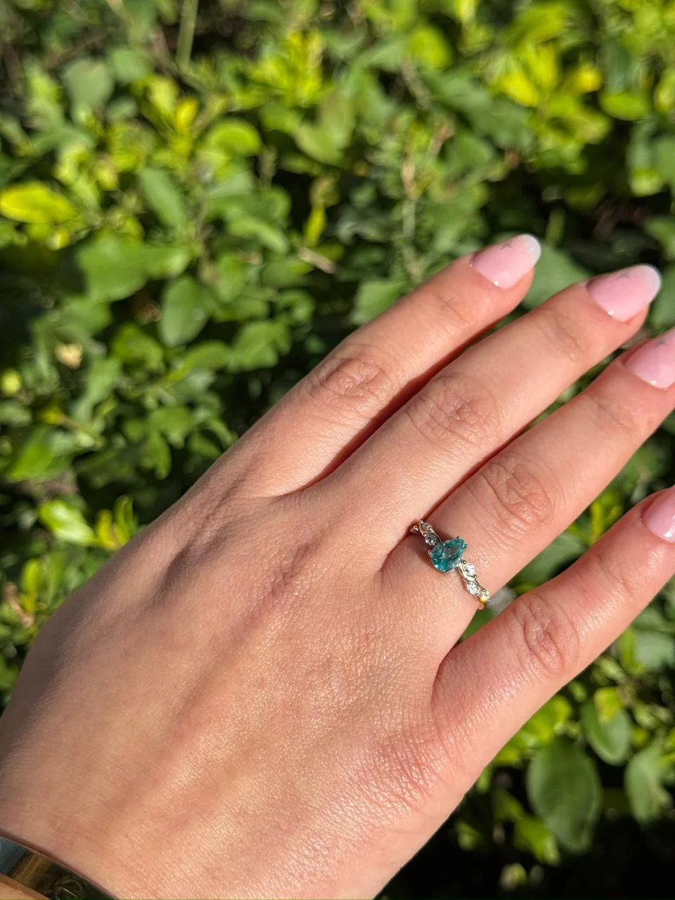 Bague apatite bleu en argent s925 /خاتم من الأباتيت الأزرق من الفضة عيار 925