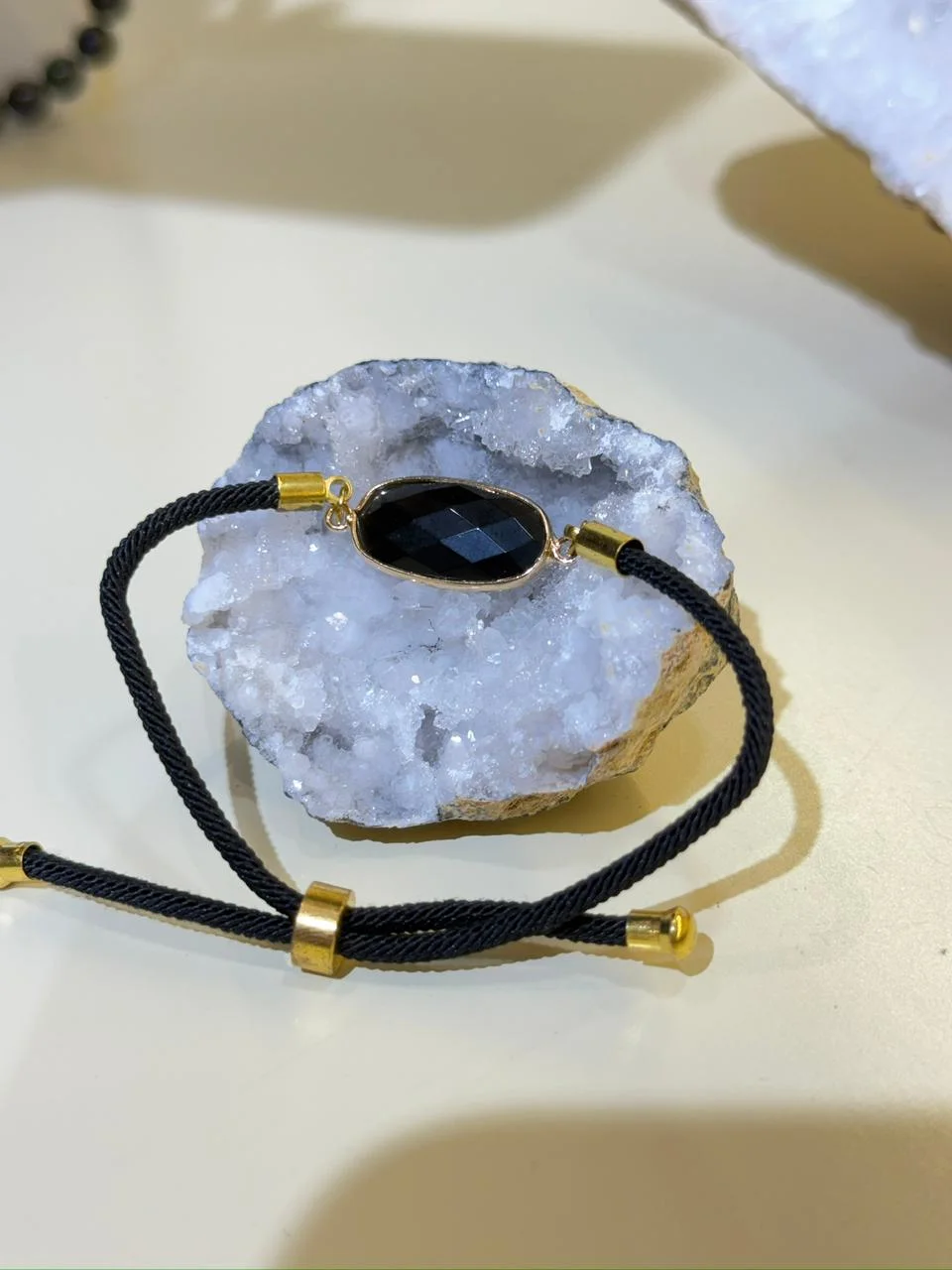 bracelet obsidienne /سوار من حجر الأوبسيديان