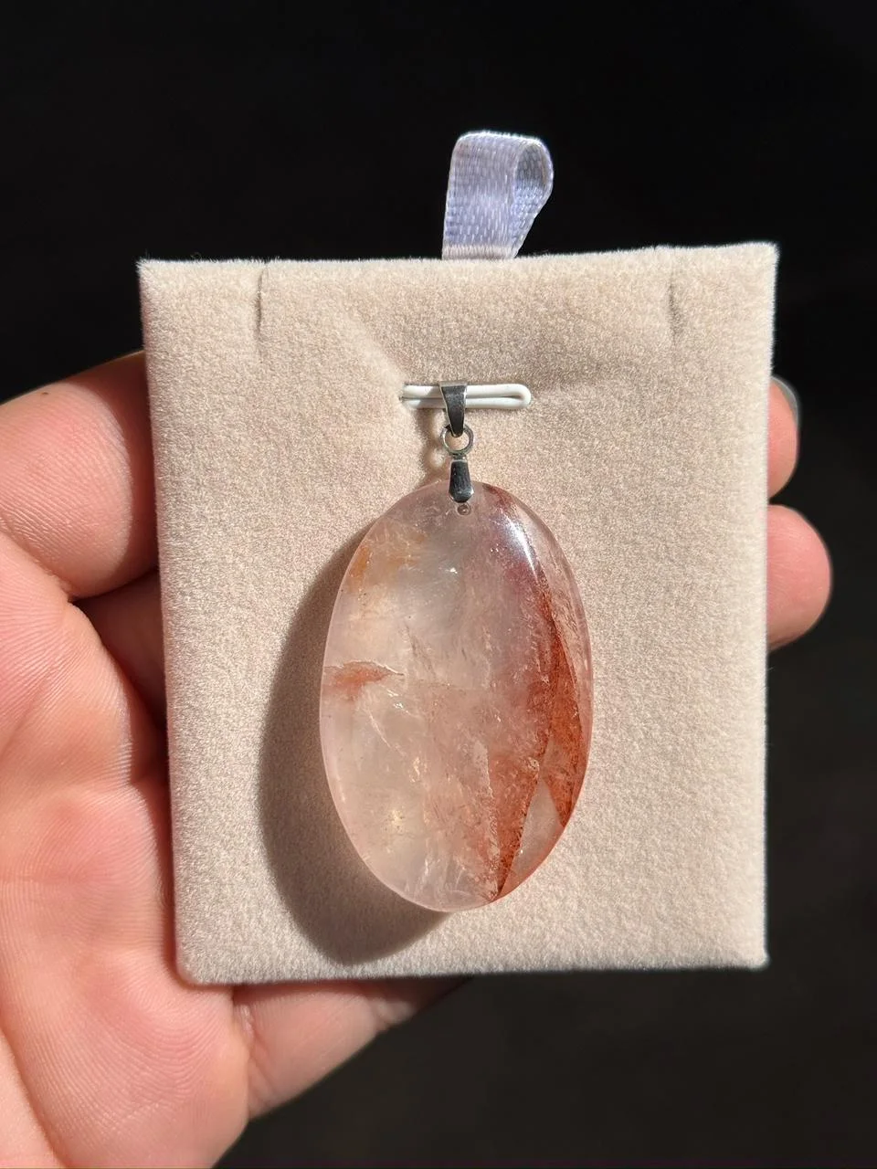 colliers quartz rouge /قلادات الكوارتز الأحمر
