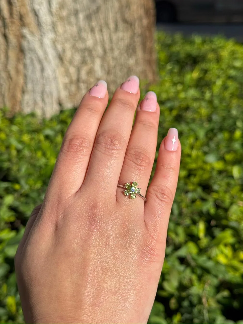 Bague peridot en argent s925/ خاتم من الزبرجد من الفضة عيار 925