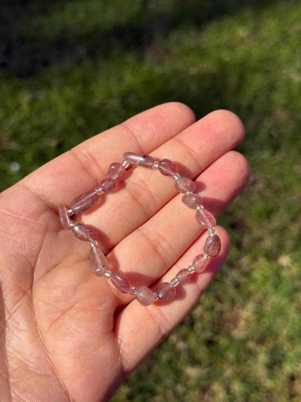 bracelet quartz fraise / سوار من الكوارتز الفراولة