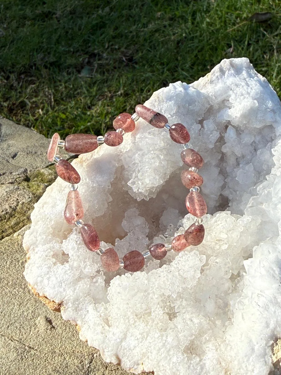 bracelet quartz fraise / سوار من الكوارتز الفراولة