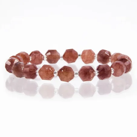 bracelet quartz fraise carre / سوار من الكوارتز الفراولة