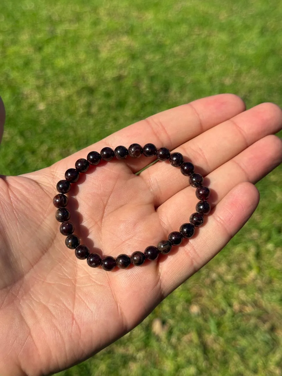 bracelet garnet / سوار العقيق الأحمر