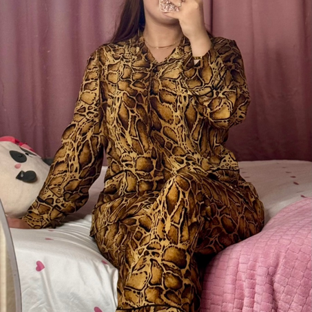 تايغر بيجامة