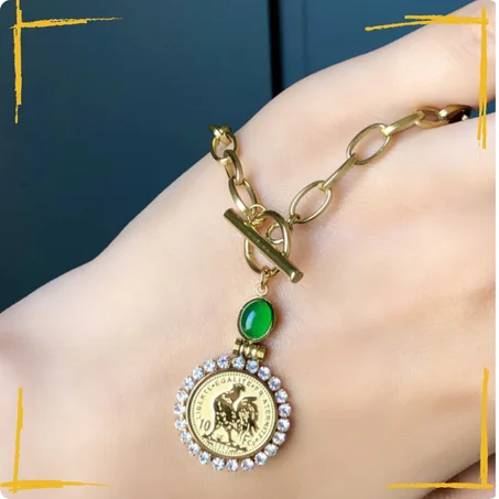 Chaine avec pendentif de Louise en acier inoxydable + boite cadeu