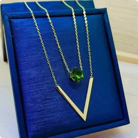 Chaine V 2 en 1 Vert en acier inoxydable + boite cadeu