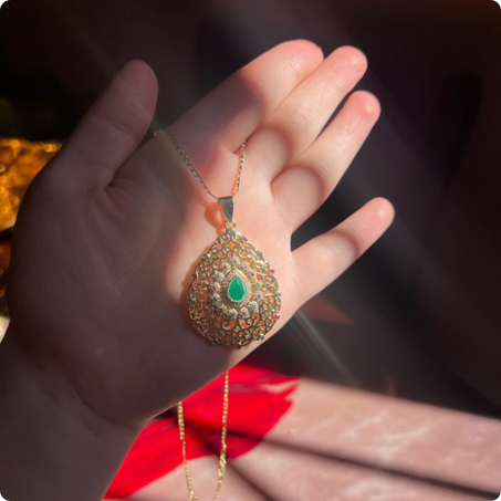 Collier long pendentif Vert pour femme style marocain + boite cadeu
