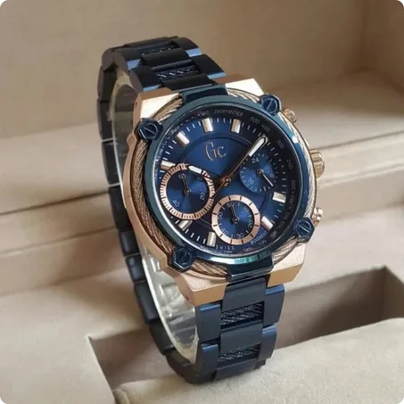 GUESS Montre Homme CABLEFORCE CHRONOGRAPHE EN ACIER DEUX TONS