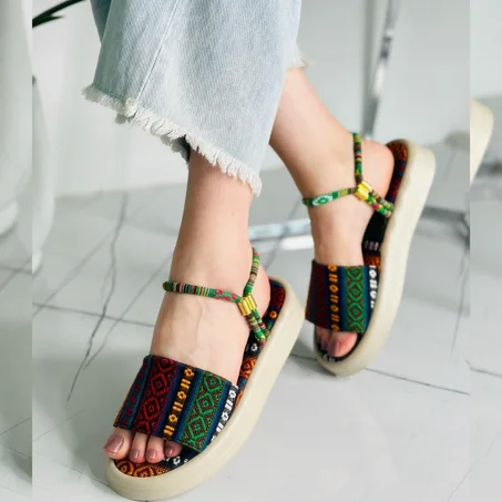 Sandale d'été légère et confortable de Turquie.