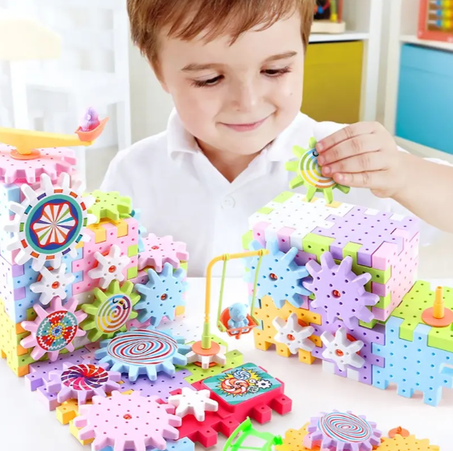 مكعبات البناء والتروس التفاعلية للأطفال