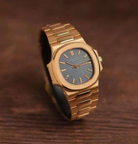 Patek Philippe Nautilus 3800J MK1 blue marine date disc