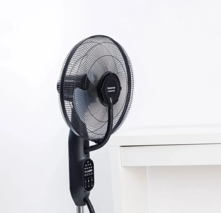 Ventilateur sur Pied Numérique LEADDER TAURUS – Confort Intelligent et Silencieux