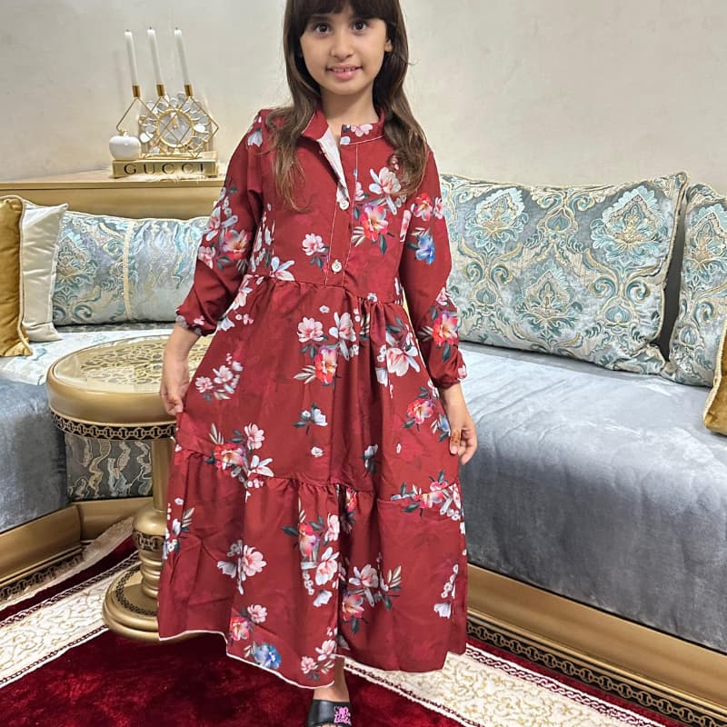 احمر