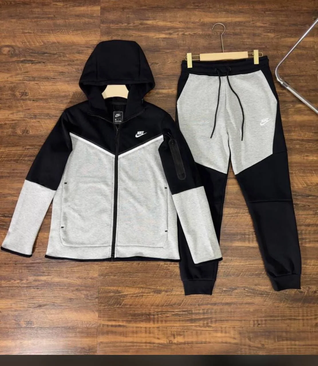 👕 Ensemble Nike Tech Authentique