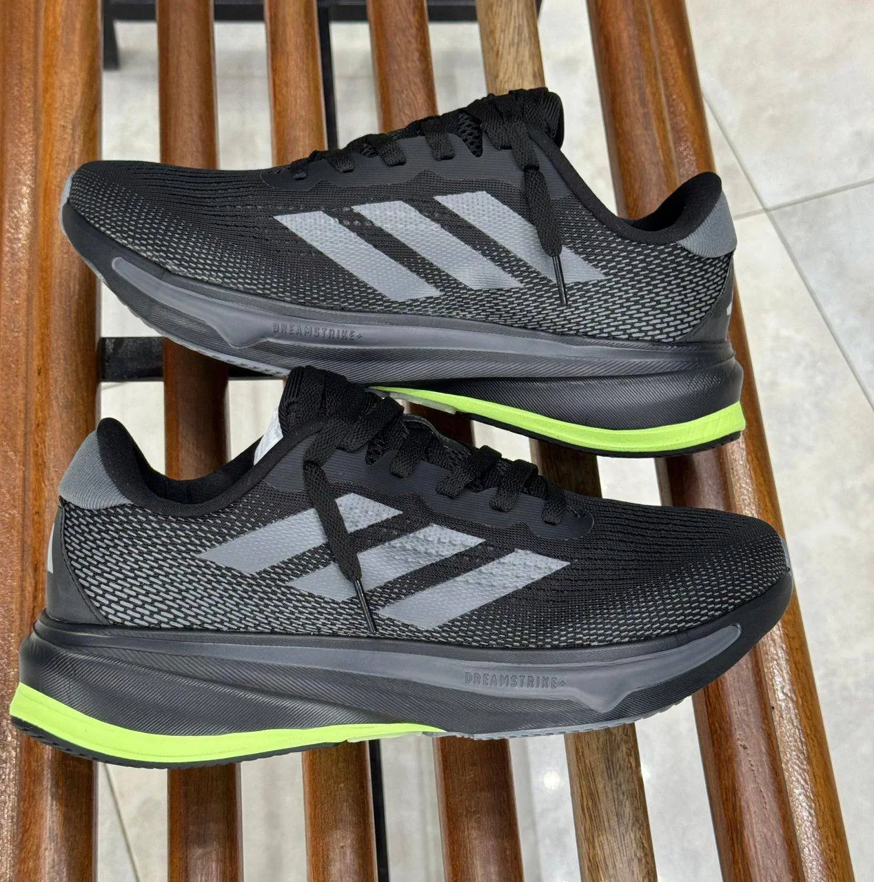 👟 Chaussures Adidas Authentiques – Multi-couleurs