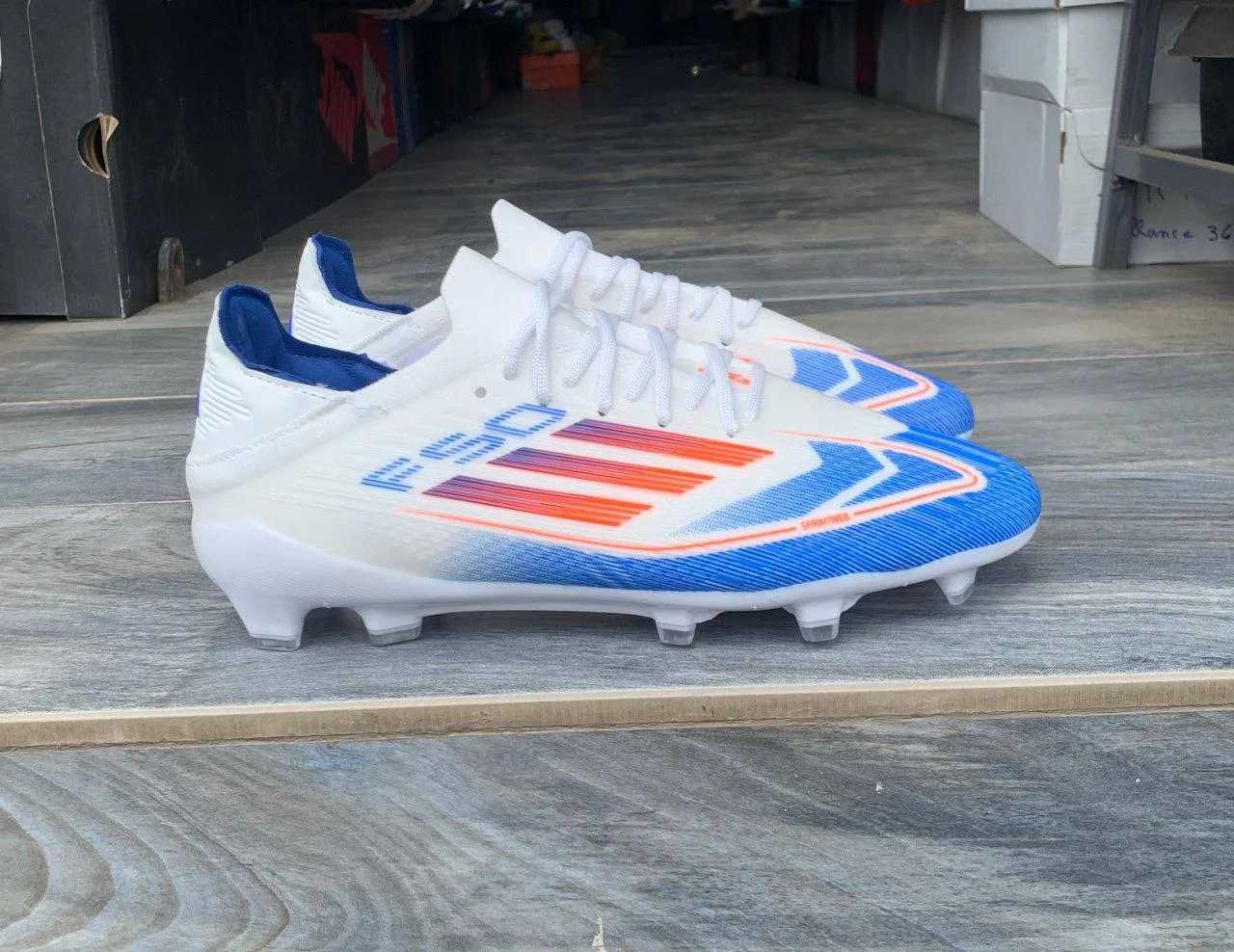 ⚡ Chaussures de Football F50