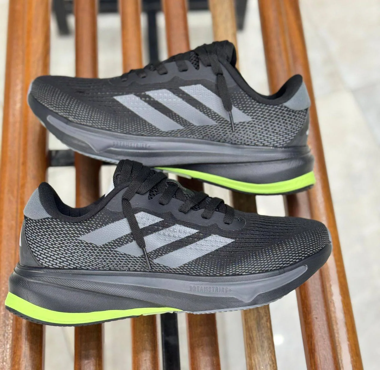 👟 Chaussures Adidas Authentiques – Multi-couleurs