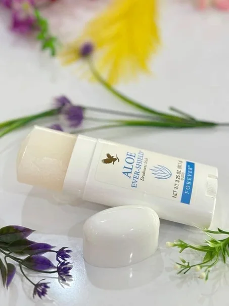 مزيل العرق و الروائح قوي ولطيف ولايحتوي أملاح الألمنيوم و الحكول