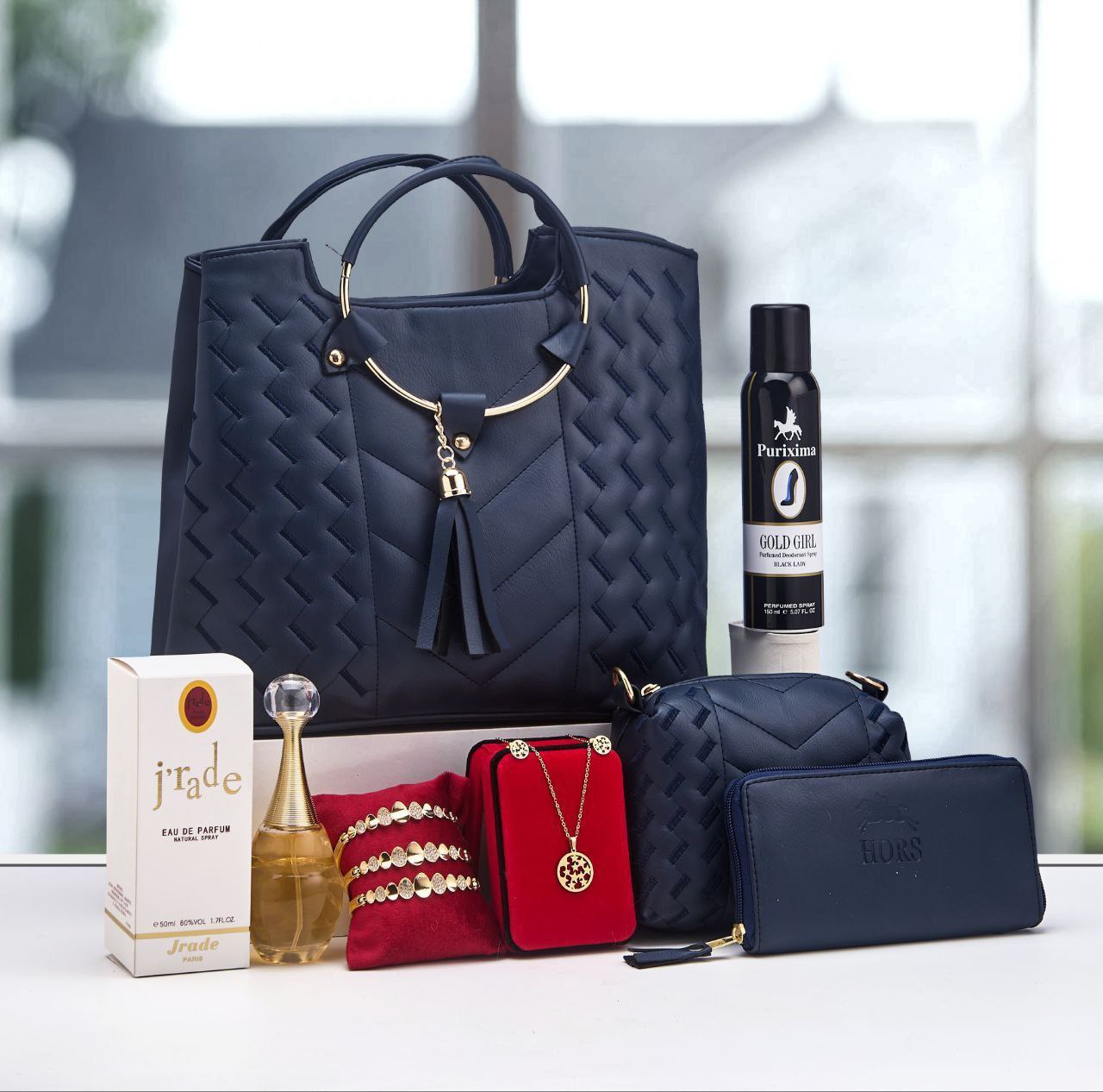 pack cercle 10pc    مجموعة أنيقة مكونة من 10 قطع   التمن : 170 درهم