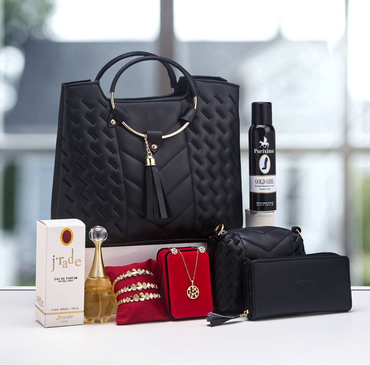 pack cercle 10pc    مجموعة أنيقة مكونة من 10 قطع   التمن : 170 درهم