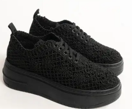 جهاز مساج للقدمين والظهر باللون الوردي