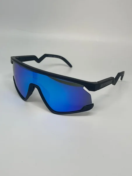 lunettes oakley