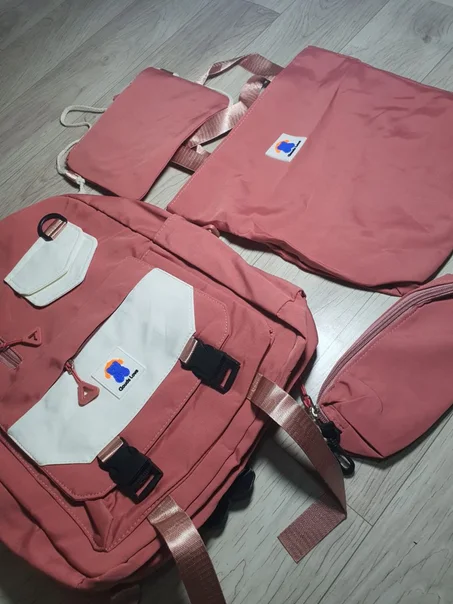 طقم حقيبة مدرسة وحقيبة ظهر جديد