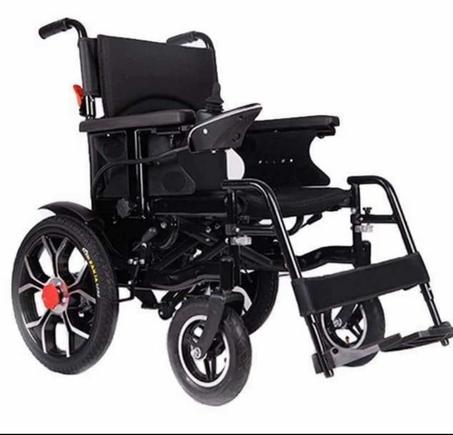 FAUTEUIL ROULANT ELECTRIQUE PLIABLE
